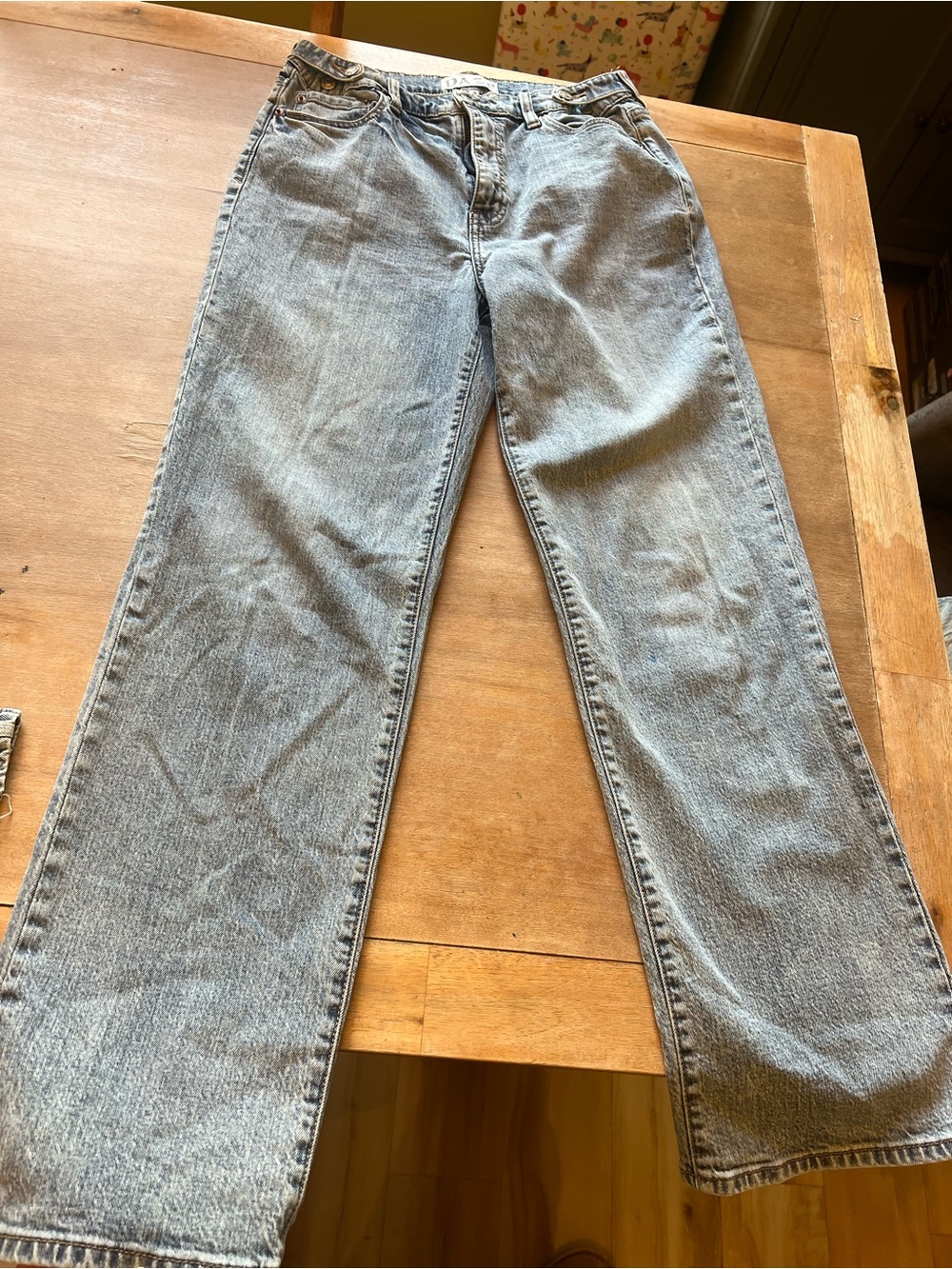 Straight Leg Women Jeans in Light Blue Denim